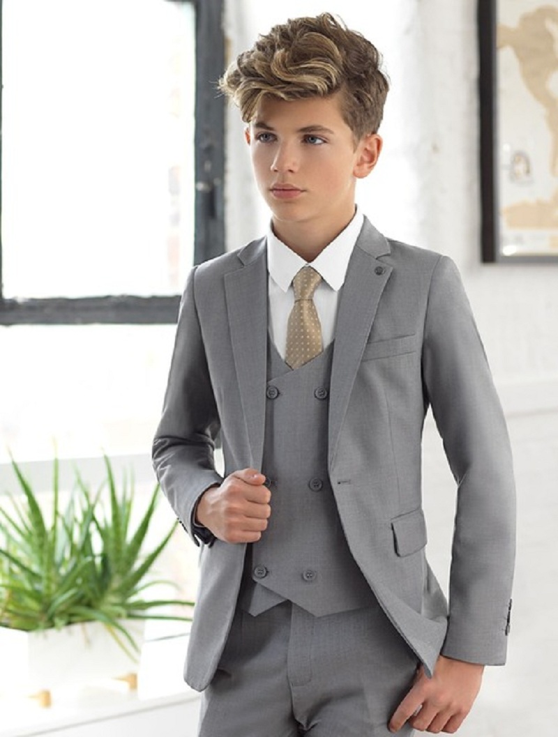 ชุดสูทเด็กสีเทาอ่อน ปกแบบ Notc - Formal Wear For Men Kids บทวิจารณ์และราคา